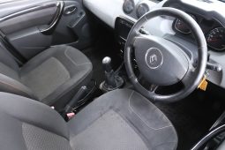 2014 Renault Duster full