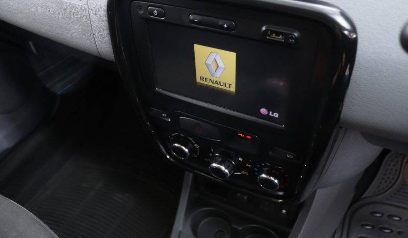 2014 Renault Duster full