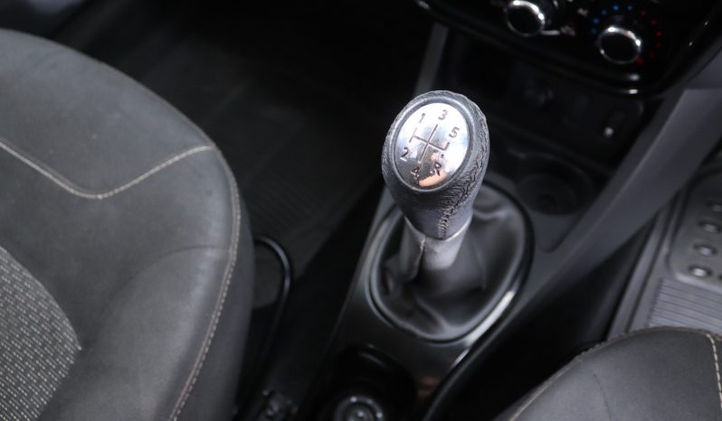 2014 Renault Duster full