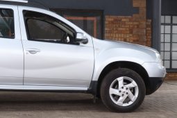 2014 Renault Duster full