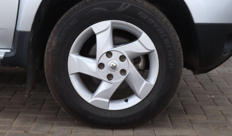 2014 Renault Duster full