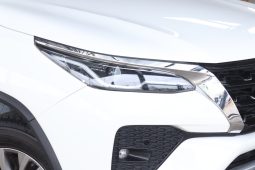 2020 Toyota Fortuner 2.8GD6 VX Auto 4×4 full