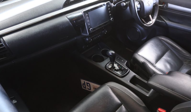 2022 Toyota Hilux 2.8GD6 D/C 4×2 LEGEND A/T full