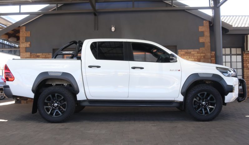 2022 Toyota Hilux 2.8GD6 D/C 4×2 LEGEND A/T full