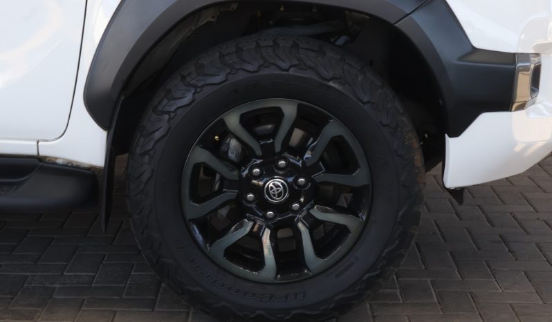 2022 Toyota Hilux 2.8GD6 D/C 4×2 LEGEND A/T full