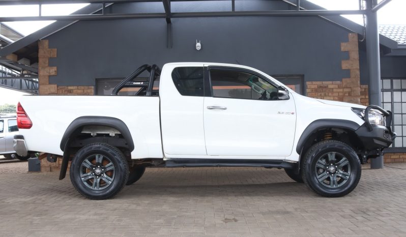 2017 Toyota Hilux 2.8 GD6 Extra Cab 4×2 Manual For Sale in Klerksdorp full