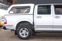 2004 Isuzu KB300 LX D/C 4×2 Manual For Sale in Klerksdorp full